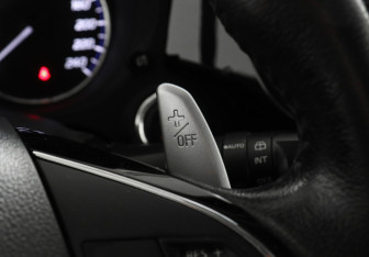 Подержанный автомобиль Mitsubishi Outlander 2017 года (14 фото)