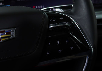 Подержанный автомобиль Cadillac Escalade Suv 2025 года (32 фото)