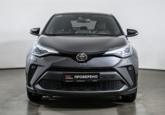 Подержанный автомобиль Toyota C-HR 2020 года (2 фото)