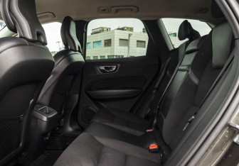 Подержанный автомобиль Volvo XC60 2018 года (13 фото)