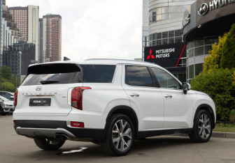 Подержанный автомобиль Hyundai Palisade 2021 года (4 фото)