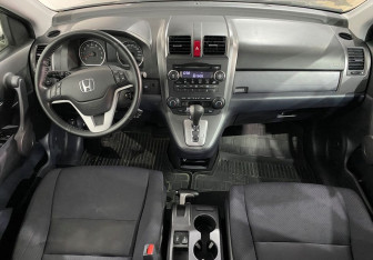 Подержанный автомобиль Honda CR-V 2008 года (9 фото)