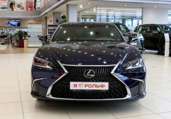 Новый Lexus ES 2025 (2 фото)