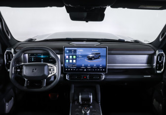 Подержанный автомобиль Jetour T2 2024 года (14 фото)