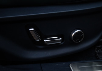 Подержанный автомобиль Zeekr X 2023 года (8 фото)