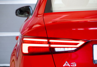 Подержанный автомобиль Audi A3 Sedan 2019 года (32 фото)