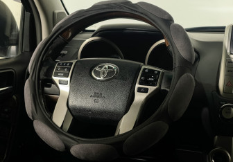 Подержанный автомобиль Toyota Land Cruiser Prado 2012 года (14 фото)
