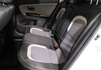 Подержанный автомобиль Kia Ceed Wagon 2018 года (23 фото)