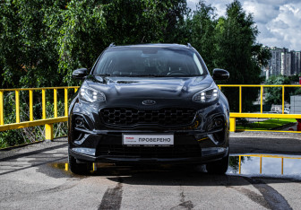 Подержанный автомобиль Kia Sportage 2021 года (2 фото)
