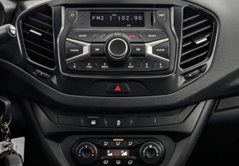 Подержанный автомобиль LADA (ВАЗ) Vesta Sedan 2019 года (17 фото)