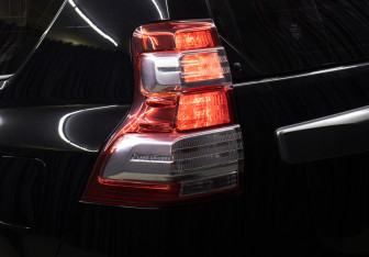 Подержанный автомобиль Toyota Land Cruiser Prado 2016 года (21 фото)