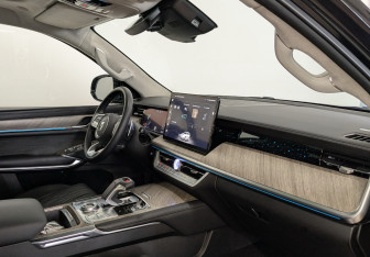 Подержанный автомобиль Tank 500 2023 года (11 фото)