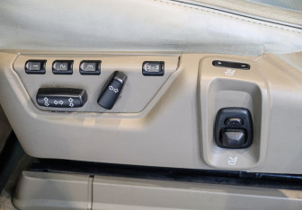 Подержанный автомобиль Volvo XC90 2014 года (17 фото)