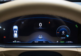 Подержанный автомобиль Voyah Free 2022 года (14 фото)