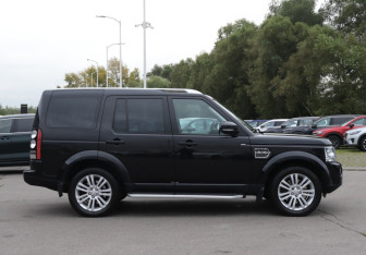 Подержанный автомобиль Land Rover Discovery 2014 года (4 фото)