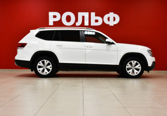 Подержанный автомобиль Volkswagen Teramont 2018 года (4 фото)