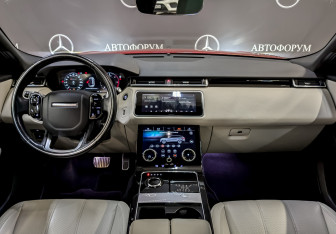 Подержанный автомобиль Land Rover Range Rover Velar 2018 года (14 фото)