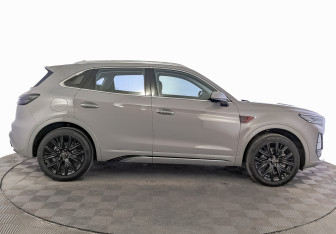 Новый Hongqi HS5 2025 (4 фото)