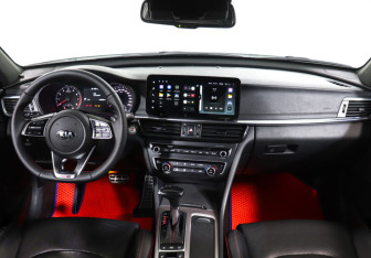 Подержанный автомобиль Kia Optima Sedan 2020 года (12 фото)