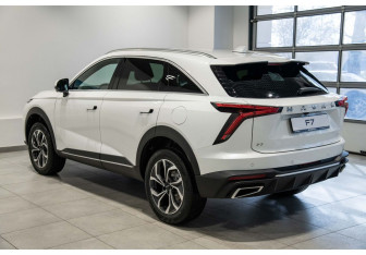 Новый Haval F7 2025 (4 фото)