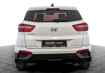 Подержанный автомобиль Hyundai Creta 2018 года (6 фото)