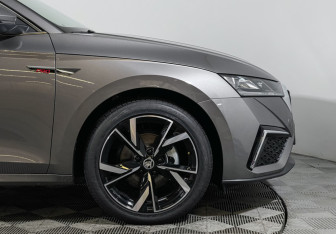 Новый Skoda Octavia Liftback 2025 (11 фото)
