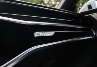 Подержанный автомобиль Audi A7 2021 года (9 фото)