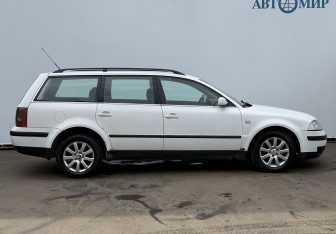 Подержанный автомобиль Volkswagen Passat Wagon 2001 года (4 фото)