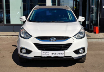 Подержанный автомобиль Hyundai ix35 2012 года (2 фото)