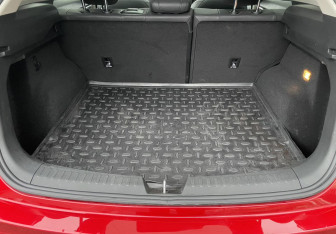 Подержанный автомобиль Haval F7 2024 года (13 фото)