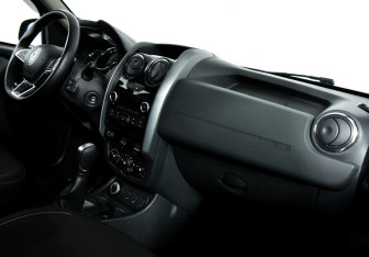 Подержанный автомобиль Renault Duster 2020 года (8 фото)