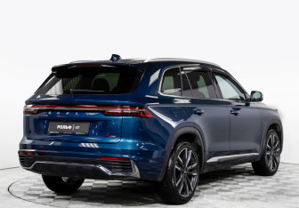 Подержанный автомобиль Geely Monjaro 2023 года (4 фото)