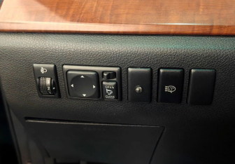 Подержанный автомобиль Nissan Teana 2006 года (15 фото)