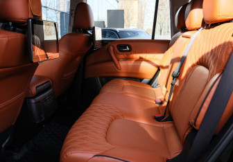 Подержанный автомобиль Nissan Patrol 2022 года (10 фото)