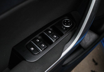 Подержанный автомобиль Kia Ceed Hatchback 2018 года (13 фото)