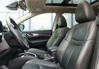 Подержанный автомобиль Nissan X-Trail 2018 года (25 фото)