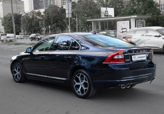 Подержанный автомобиль Volvo S80 2007 года (7 фото)
