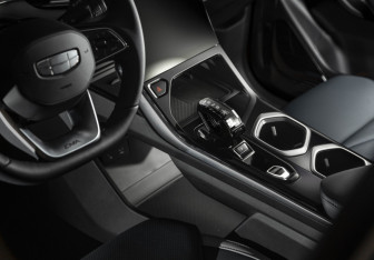 Новый Geely Atlas 2026 (13 фото)