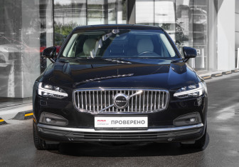 Подержанный автомобиль Volvo S90 2021 года (2 фото)