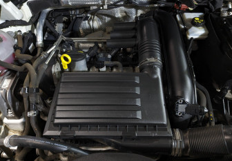 Подержанный автомобиль Volkswagen Tiguan 2019 года (9 фото)