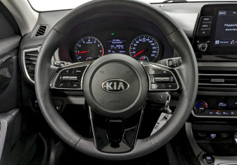 Подержанный автомобиль Kia Seltos 2021 года (24 фото)