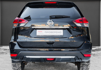 Подержанный автомобиль Nissan X-Trail 2020 года (6 фото)