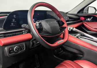 Подержанный автомобиль Exeed RX 2023 года (13 фото)