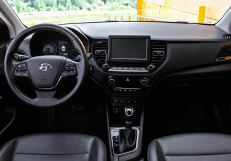 Подержанный автомобиль Hyundai Solaris Sedan 2020 года (10 фото)