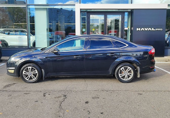 Подержанный автомобиль Ford Mondeo Sedan 2011 года (8 фото)