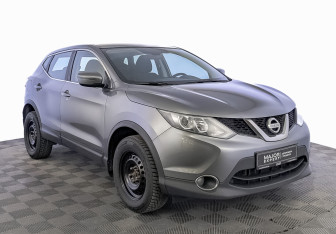 Подержанный автомобиль Nissan Qashqai 2018 года (3 фото)