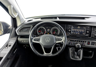 Подержанный автомобиль Volkswagen Multivan 2021 года (21 фото)