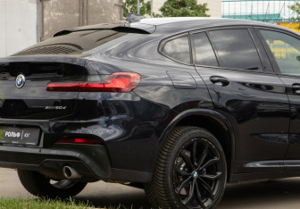 Подержанный автомобиль BMW X4 2019 года (26 фото)
