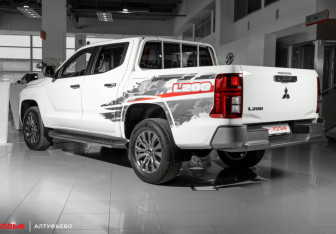 Новый Mitsubishi L200 2025 (2 фото)