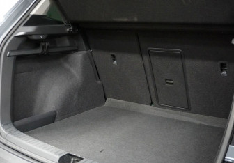 Подержанный автомобиль Skoda Karoq 2020 года (14 фото)